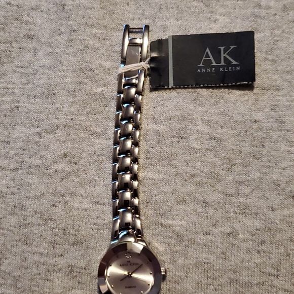NEW Beautiful Anne Klein‎ Diamond  Bracelet Watch Faceted Crystal Silver 10/7425 main image 9
